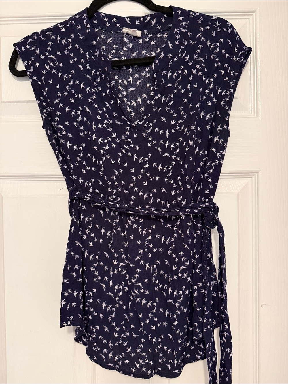 Women’s Maternity Navy Blue Bird Printed Tie-Waist Top